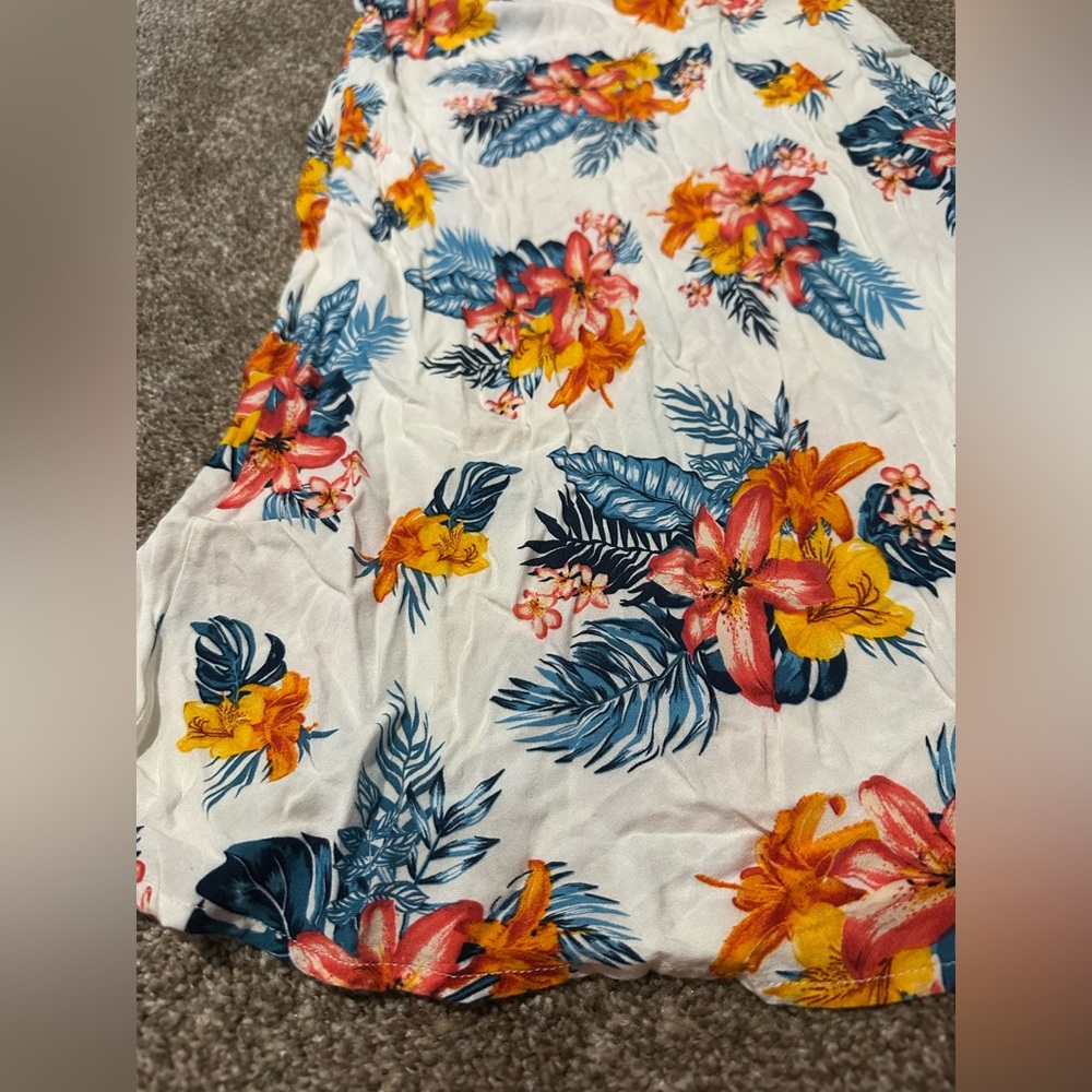 Emory Park Blue and Orange Hawaiian Patterned midi slip dress. - Picture 2 of 13